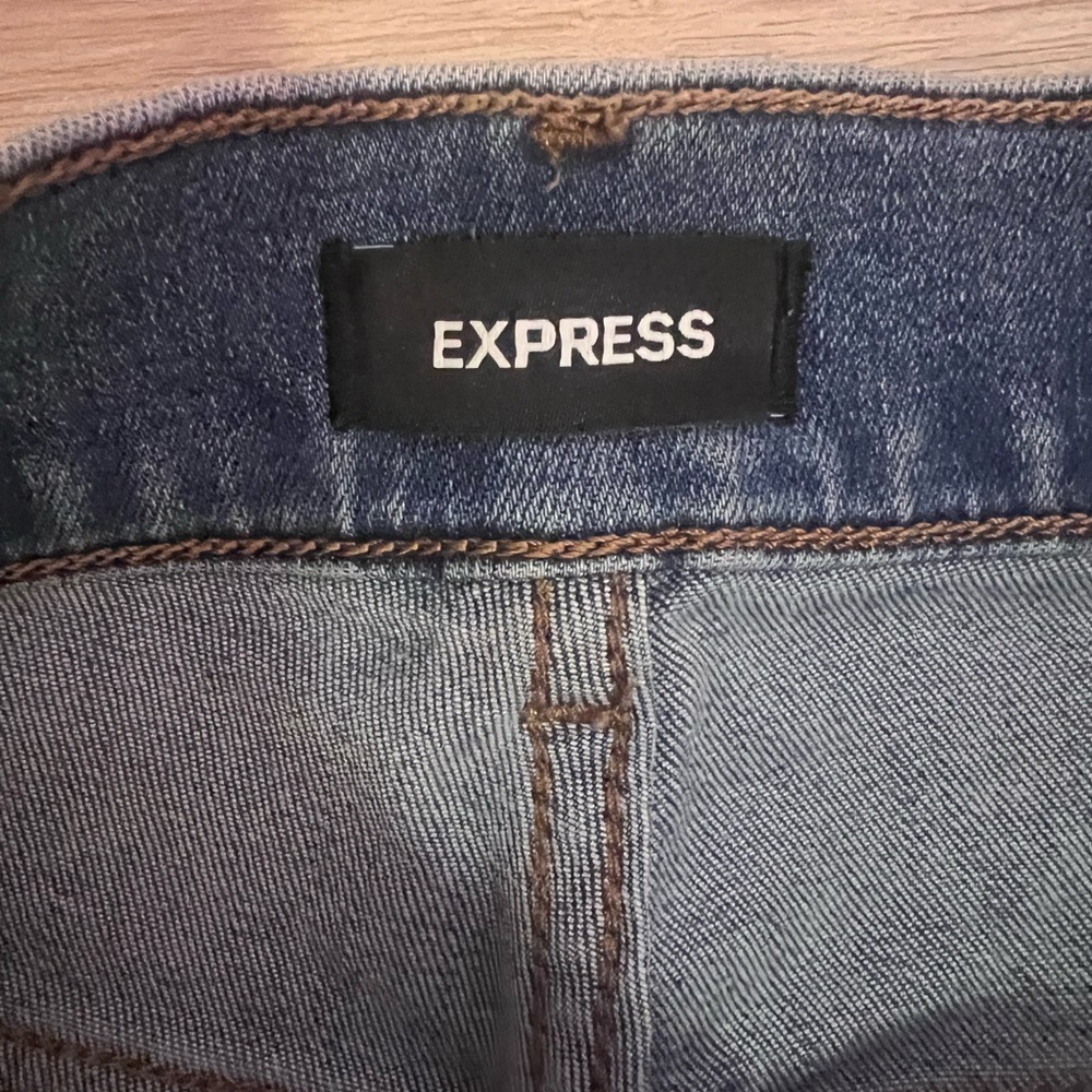 Express Mom High Rise Jeans Size 8 - Picture 7 of 10
